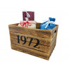 Rustikale Holzkiste mit Jahrgang Gravur Geschenkekiste mit Geburtsjahr Geschenkkorb Geburtstag Jahrestag 1972 1979 2024